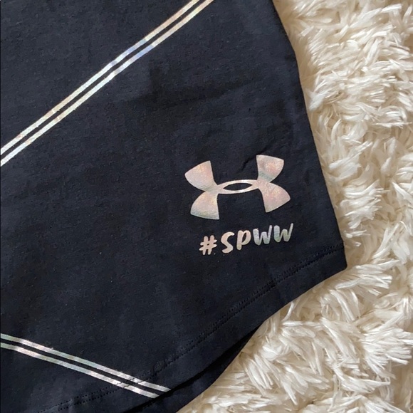 NEW✨Adidas Top - Picture 4 of 8